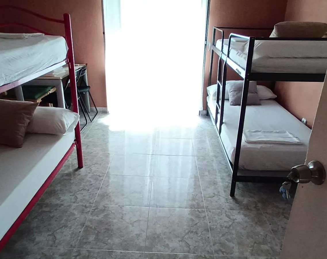 La Maestranza Apartment Rooms Sevilla España